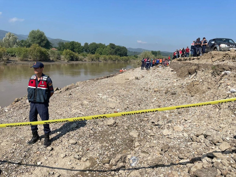 Düzce'de sel felaketi! 9'uncu günde acı haber kepçe operatörünün cenazesi bulundu - Resim: 4