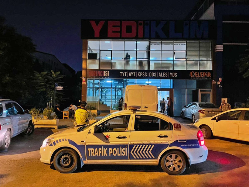 Yediiklim Yayınevine KPSS operasyonu! Sorular sızdırıldı mı? Operasyondan flaş görüntüler... - Resim: 2