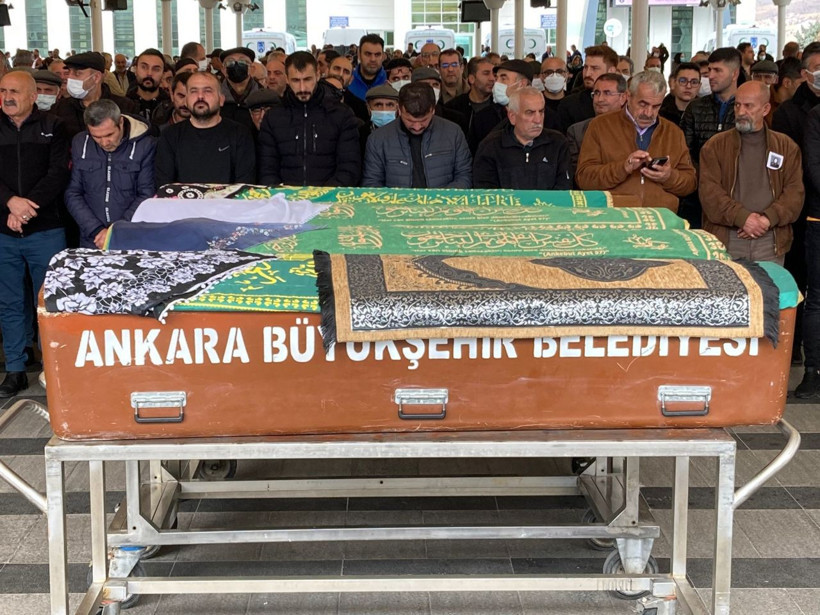 Ankara'da tüyler ürperten olay! Eşini öldürdükten sonra kendisini araç içinde yakarak intihar etti - Resim: 1