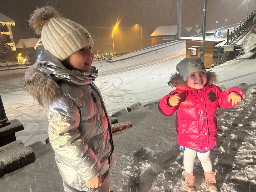 Erzurum beyaza büründü! Gece yarısı vatandaş karın tadını çıkardı - Resim: 3