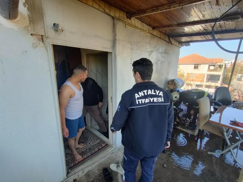 Uyuyakalan adama itfaiye sürprizi: Balkonda görünce neye uğradığını şaşırdı! - Resim: 4