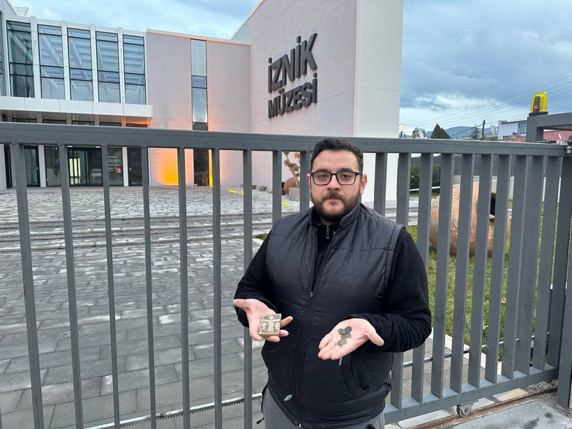 Şeftali ağacının dibini çapalarken buldu İznik için söyleniyordu gerçek çıktı - Resim: 1