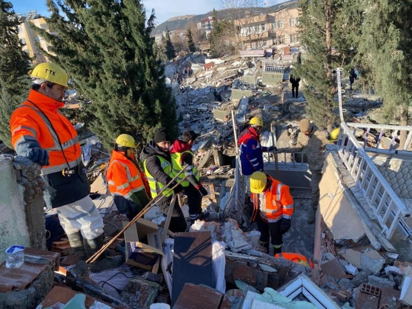 "Girilemez" denilen yere girdiler! Türkiye ve dünya onları konuşuyor: Kim bu madenciler? - Resim: 3