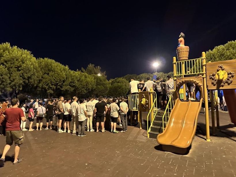 Akhisar Gölet'te silahlı saldırı! Çocuk parkında husumetlisine kurşun yağdırdı: 24 yaşındaki genç hayatını kaybetti! - Resim: 1