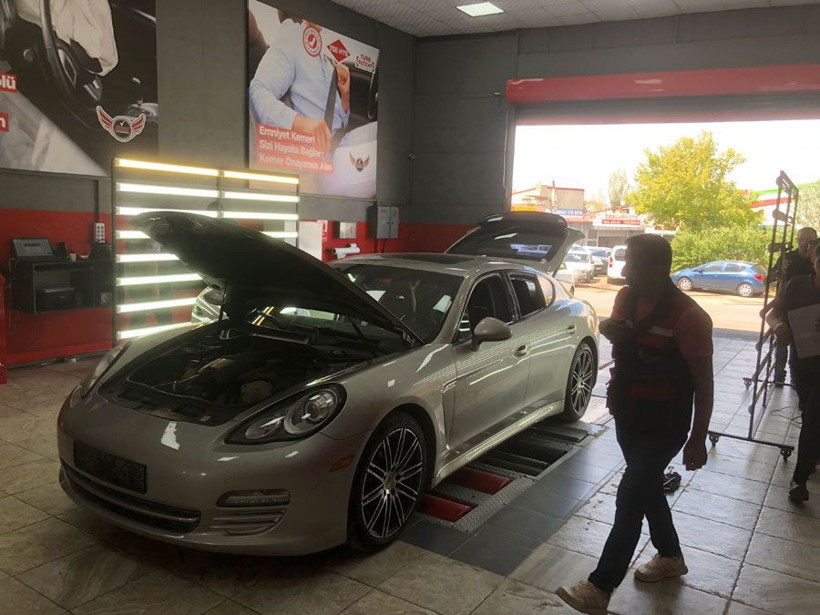 2,5 milyon liraya aldığı lüks otomobil yolda arıza yapınca gerçek ortaya çıktı - Resim: 3