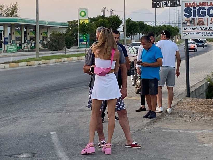 Ukraynalı kadının şoka girdiği anlar! Baktıkça gözyaşlarına boğuldu - Resim: 1