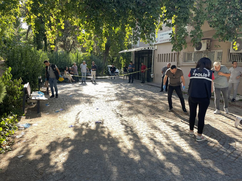 İzmir'de dehşet! Parkta karşılaştığı eşine kurşun yağdırdı - Resim: 3