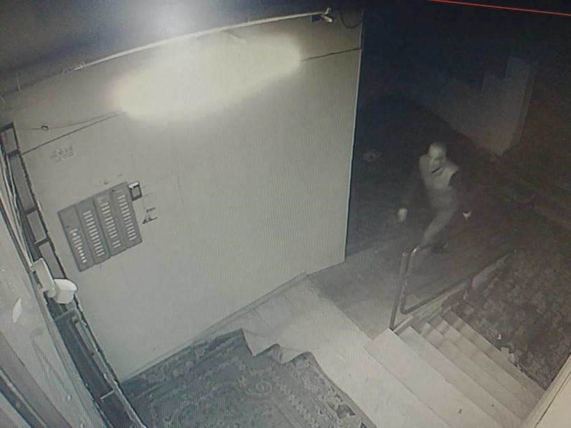 Asansörde sıkıştırdığı genç kızı boğazına bıçak dayayıp taciz etti! O sapığın cezası belli oldu - Resim: 4