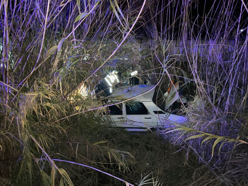 Bulmaca gibi kaza! İçerideki şoför de dışarıdaki adam nereden geldi? - Resim: 1