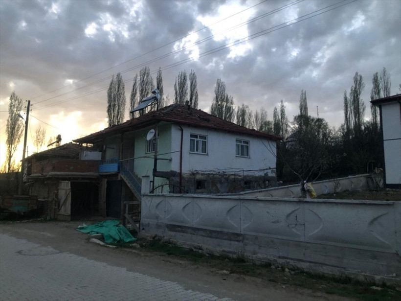 Tokat'taki deprem hasara sebep oldu! Yıkılan yapılar var... - Resim: 3