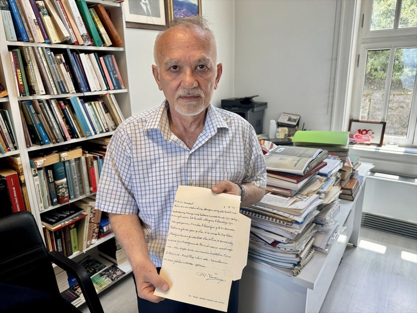 Darbeyle hapse atılan vekilin ailesine yazdığı mektuplar müzede sergilenecek - Resim: 3
