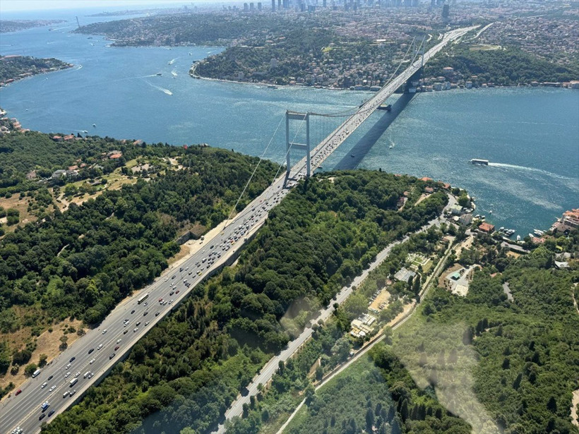 Tatil dönüşü İstanbul'da son durum! Havadan görüntülendi, trafik adım adım ilerliyor - Resim: 2