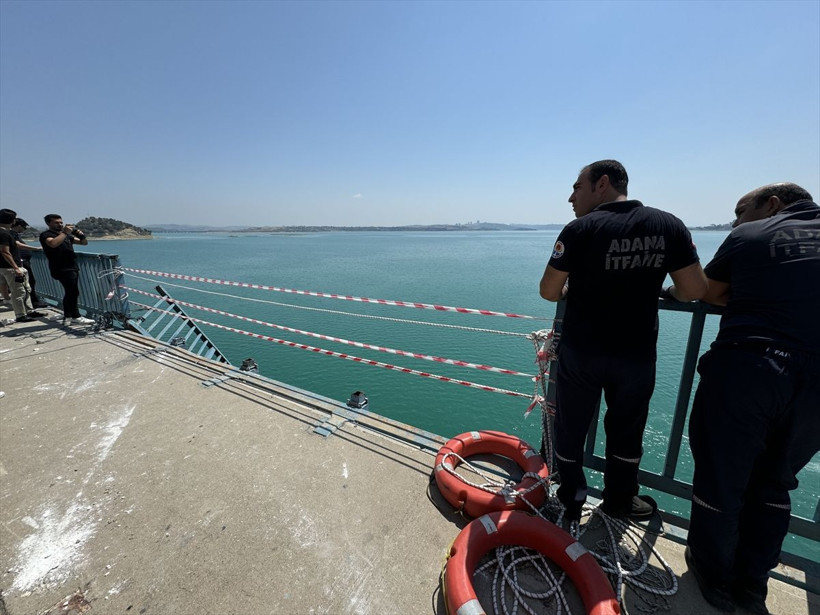 Adana'da bir otomobil köprüden baraj gölüne düştü! 4 kişi aranıyor - Resim: 2