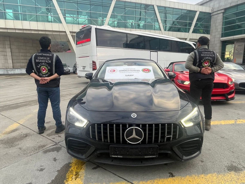 11 ilde operasyon! 50 lüks araca el konuldu - Resim: 2