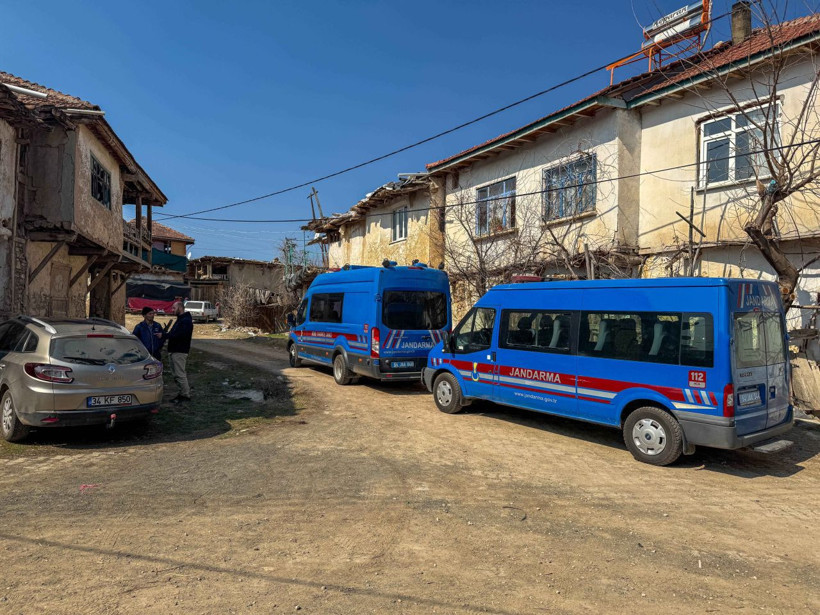 Uşak'ta vahşet! 89 yaşındaki adam 3 komşusunu peş peşe vurdu 2'si öldü - Resim: 2