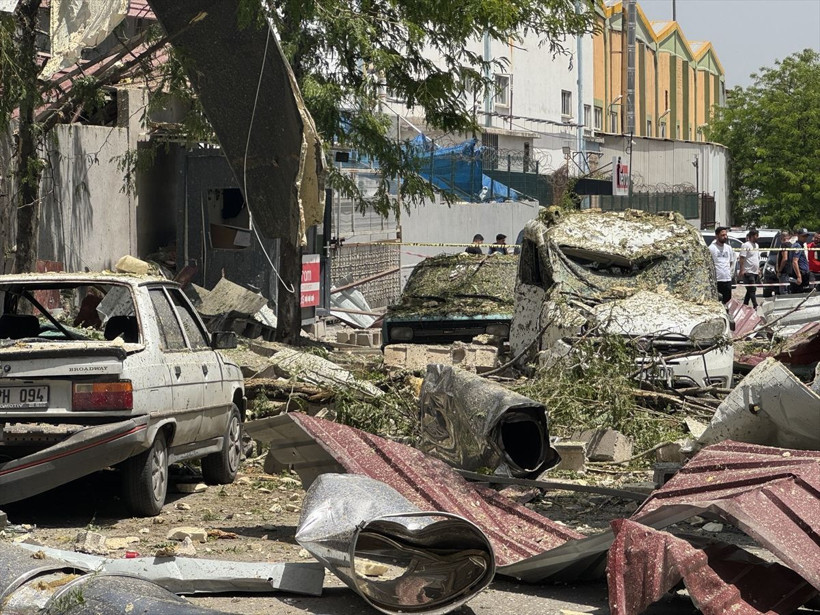 Gaziantep'te fabrikada patlama oldu! Yaralı işçiler var, görüntülere bakın - Resim: 4