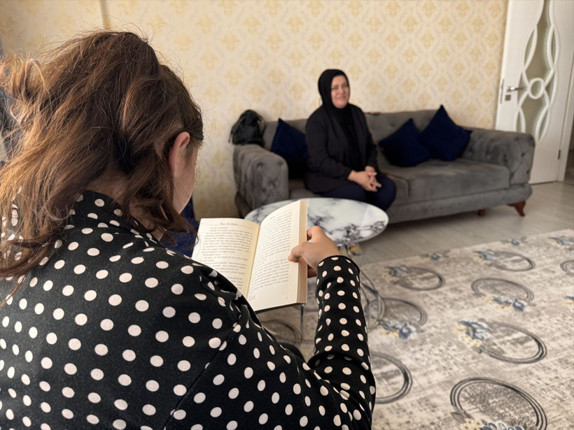 4 çocuk annesi kadın rüyasından etkilenip 4 çocuğun koruyucu ailesi oldu: Ben o an bittim - Resim: 3