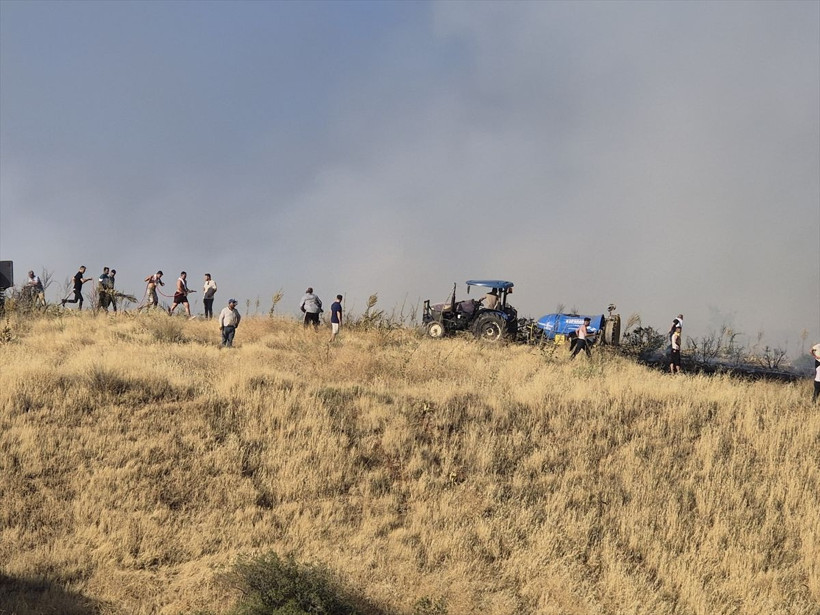 Manisa Ahmetli'de orman yangını: Tahliye başladı - Resim: 3