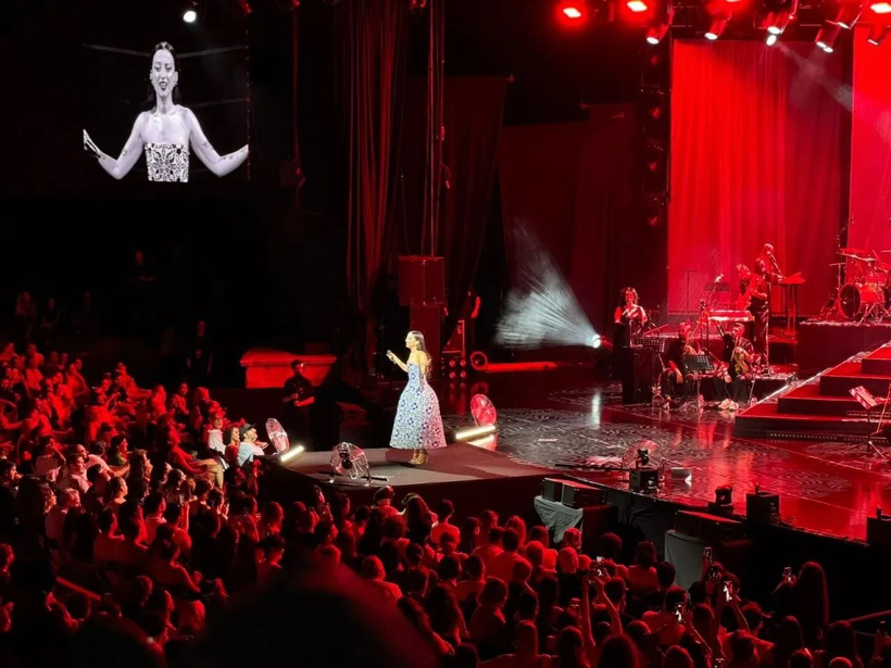 Melike Şahin üzücü haberi Harbiye konserinde açıkladı! Meğer kardeşi hastanelik olmuş... - Resim: 4