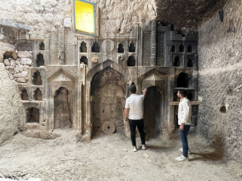 Nevşehir'de odunlukta temizlik yapılırken farkedildi 600 yıllık tarih keşfi - Resim: 1