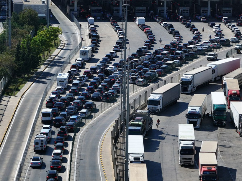 İzin bitti dönüş başladı! Gurbetçiler yollara düştü - Resim: 3