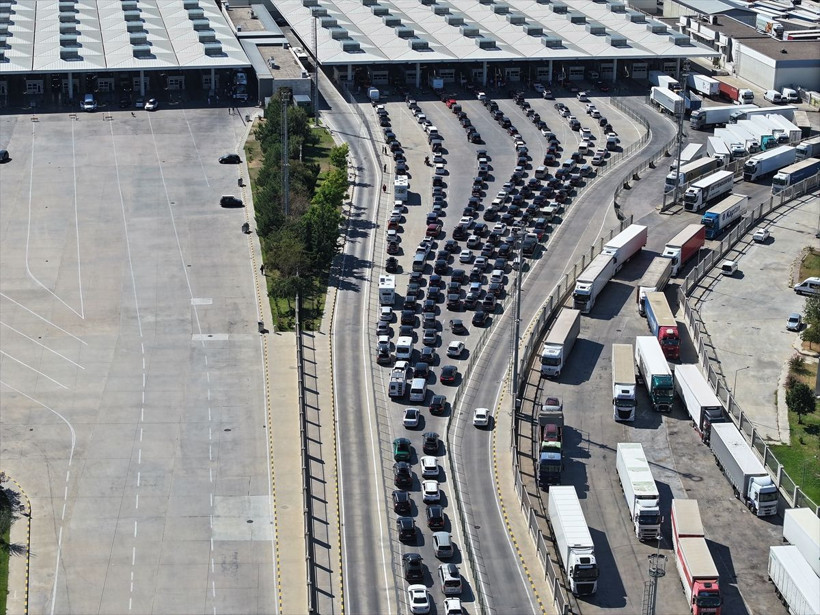 İzin bitti dönüş başladı! Gurbetçiler yollara düştü - Resim: 1