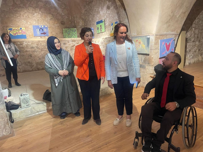 Mardinli çocuklardan dostluk ve sevgi temalı resim sergisi - Resim: 3