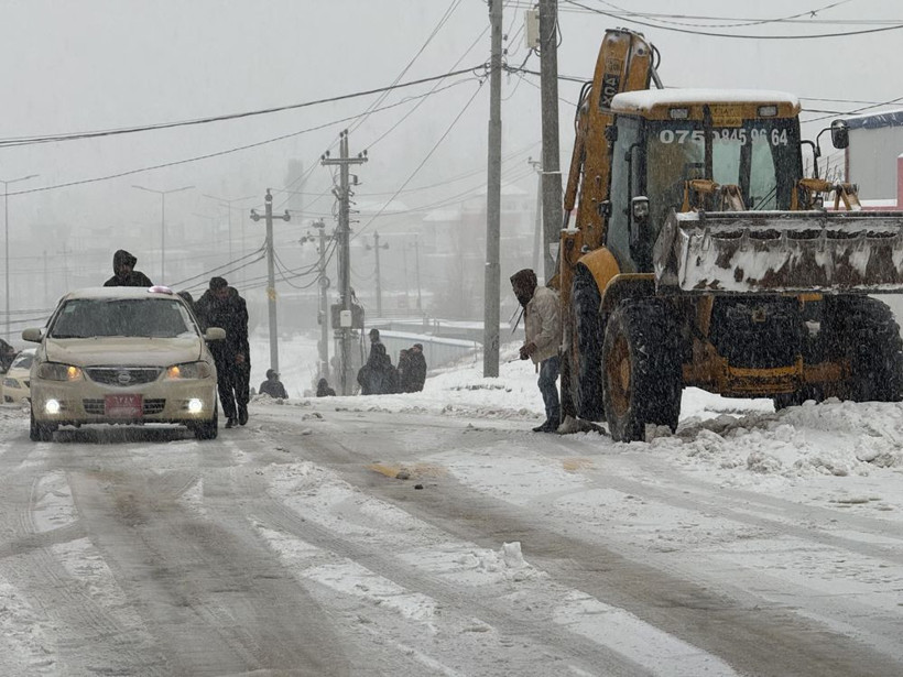 Kar ve tipi etkili oluyor! Bu yollar ulaşıma kapandı 133 sefer iptal edildi - Resim: 3