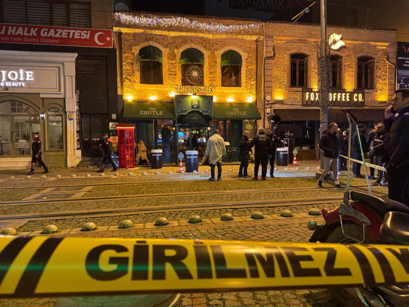 Eğlence mekanına silahlı saldırı! 2 kişi öldü, yaralılar var - Resim: 2
