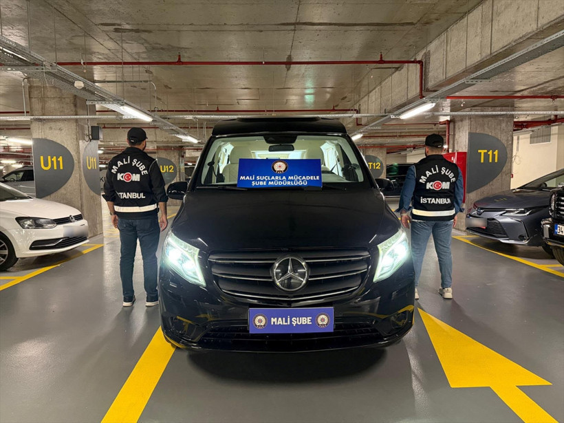 İstanbul'da MİT destekli operasyon! Eşi adına 9 lüks araca el konuldu - Resim: 1