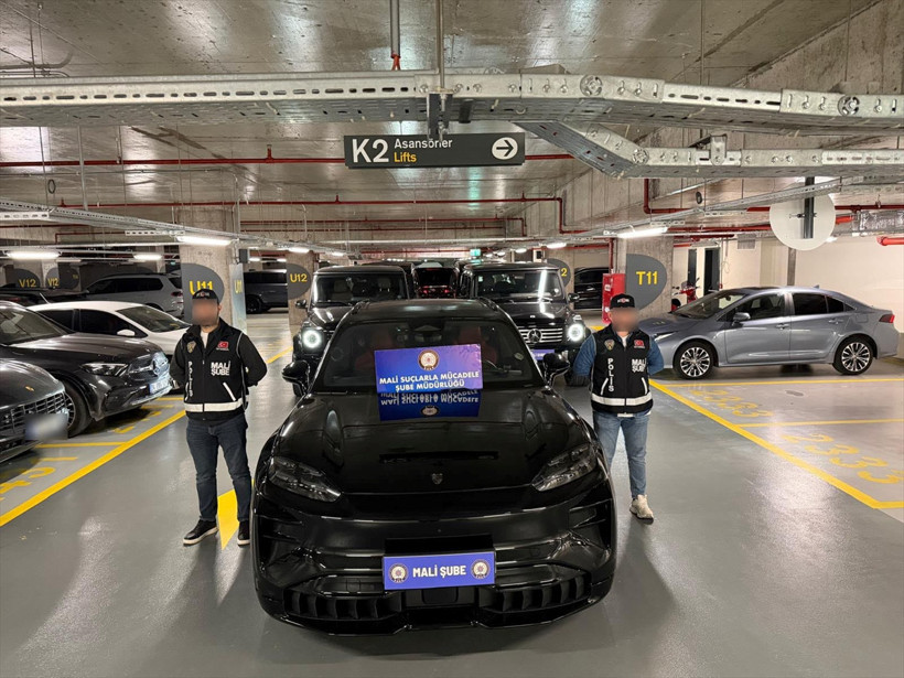 İstanbul'da MİT destekli operasyon! Eşi adına 9 lüks araca el konuldu - Resim: 7