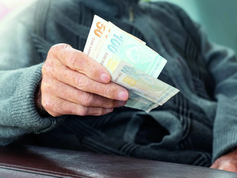Ocak 2027 emekli zammı ne kadar olacak? En düşük emekli maaşı 25 bin TL'yi geçecek mi? - Resim: 4