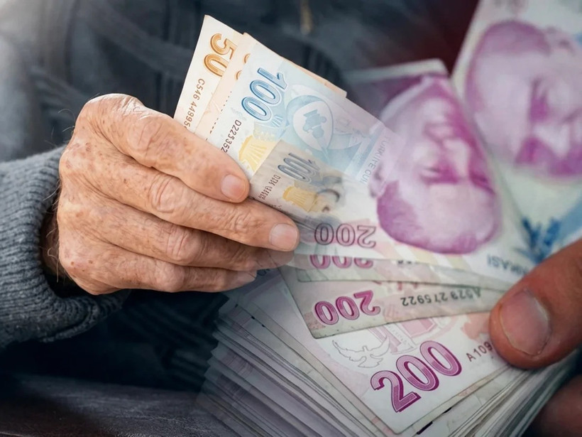 Ocak 2027 emekli zammı ne kadar olacak? En düşük emekli maaşı 25 bin TL'yi geçecek mi? - Resim: 5