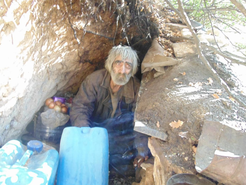Balıkesir Bigadiç'de 40 yıldır mağarada yaşayan vatandaş! Kaymakamlık devreye girdi - Resim: 2