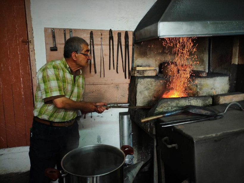 Bursa'da demir suyu içen adama akıl sır ermedi! Koronavirüsten koruyor diyor - Resim: 4