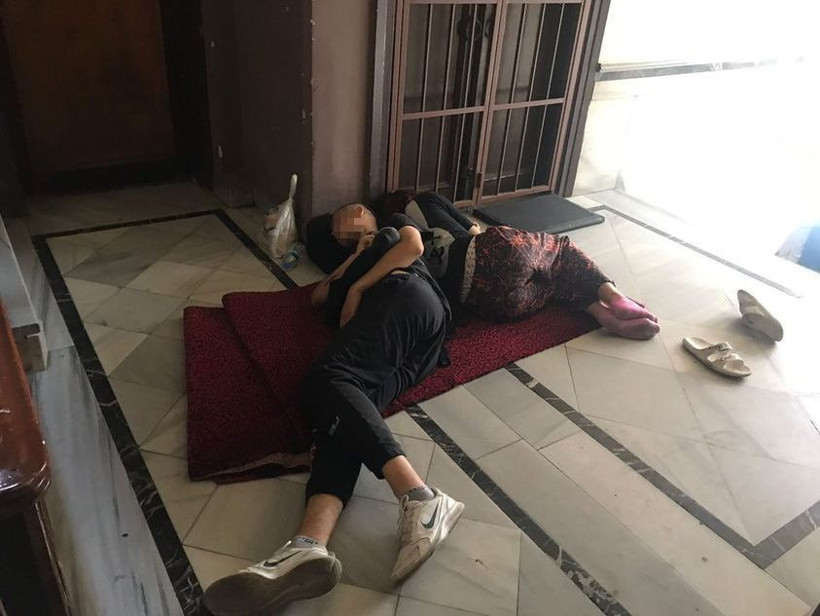 Kadıköy'de sokakta yatan sevgililer! Binaları mesken tutup kabusu yaşattılar - Resim: 4