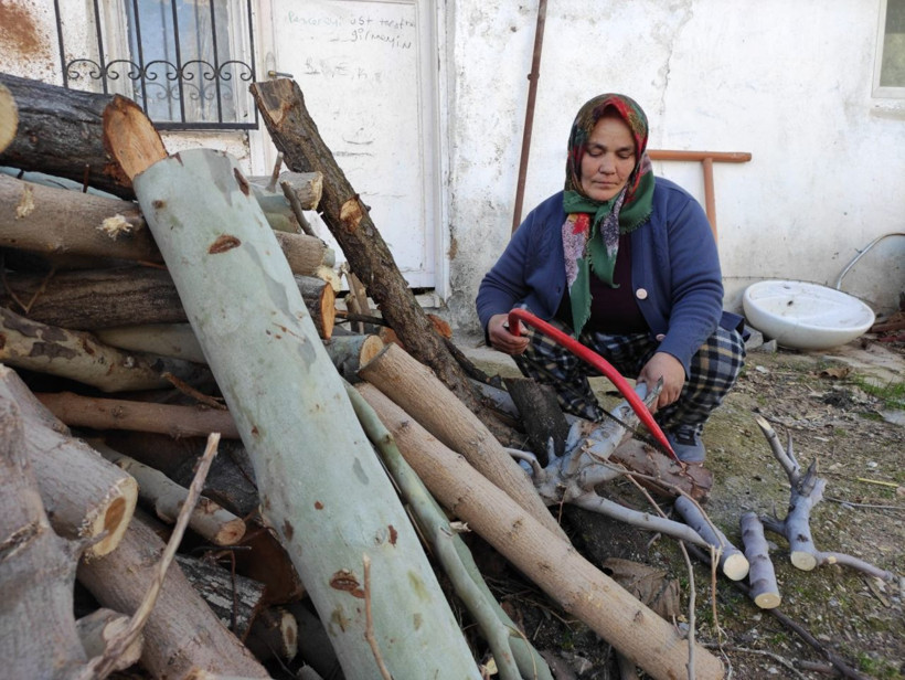 Emlakçı hayatını kararttı, okuma yazma bilmeyen kadın haberi alınca bayıldı - Resim: 3