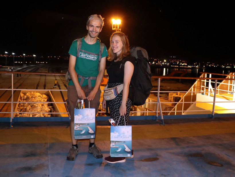 5 yıl aradan sonra ilk sefer! İlk yolcular Van'a geldi - Resim: 1