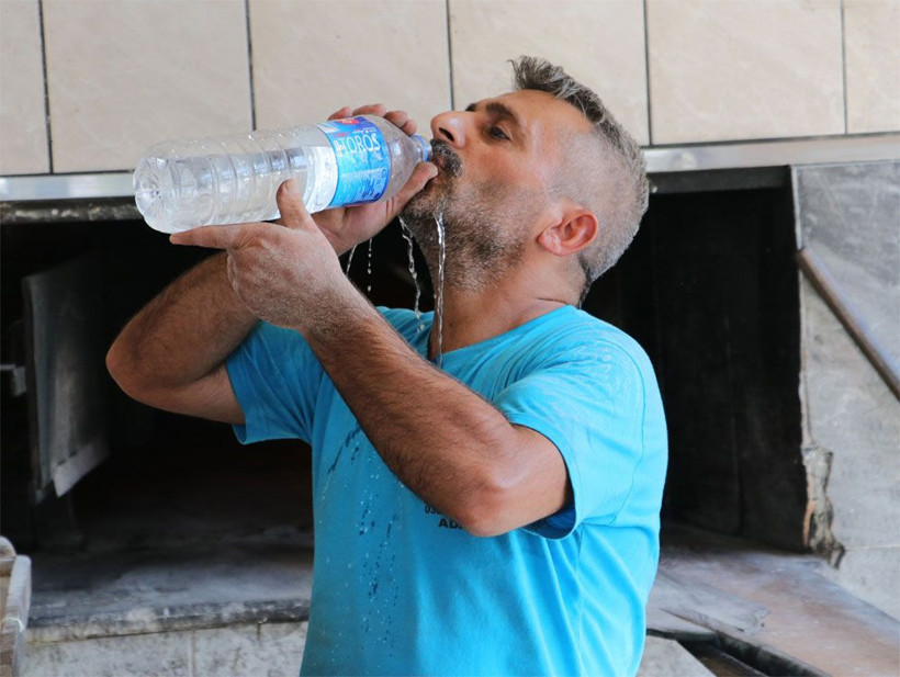 Adana'da 91 yılın en sıcak günü! Termometreler 53 dereceyi gösterdi - Resim: 1