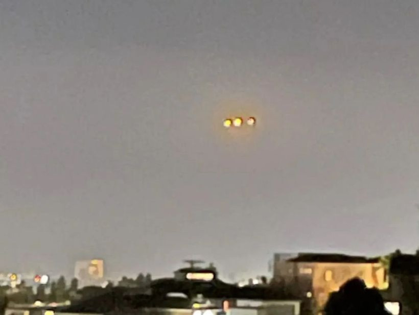 Gören herkes telefonlarına sarıldı! Gökyüzünde UFO paniği! - Resim: 3