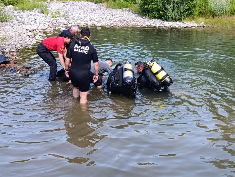 Samsun'da acı olay! Baraj gölüne giren 2 genç boğuldu - Resim: 1