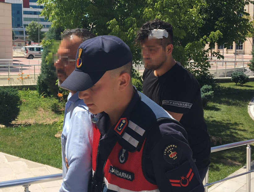 Kavga sırasında traktörü üzerlerine sürdü! Baba yaralandı oğlu öldü - Resim: 4