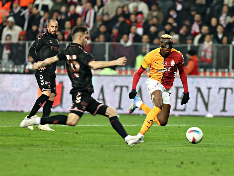 Victor Osimhen Galatasaray taraftarını kahretti! Veda gibi açıklama - Resim: 1