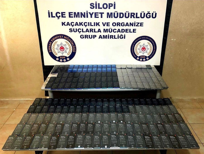 Şırnak'ta gümrük kaçağı 5 bin Kovid-19 test kiti ele geçirildi - Resim: 1