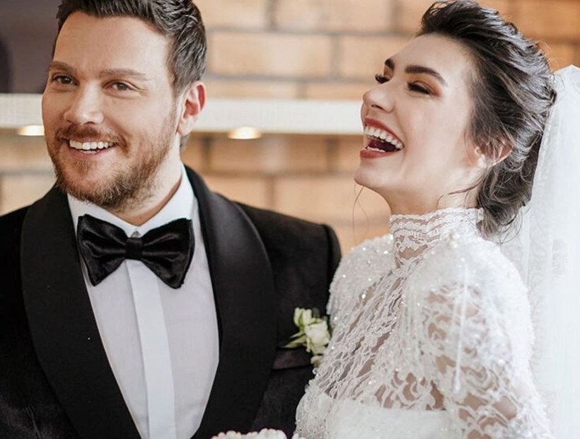 Sinan Akçıl ve Burcu Kıratlı boşanıyor mu ikinci kez ayrılık şoku - Resim: 1