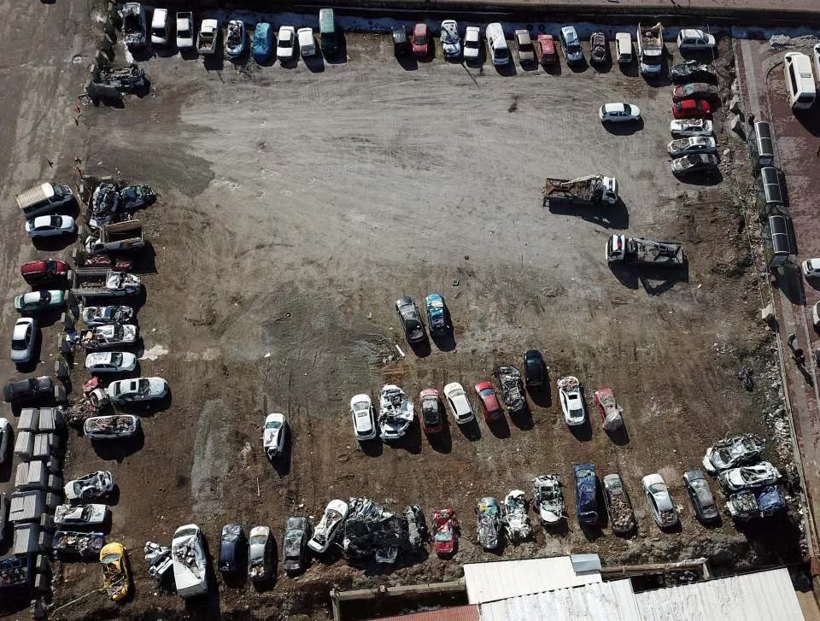 Depremzedeler yeni bir hayat için satışa çıkardı! Ağır hasarlı araçlar ikinci el satış sitelerini doldurmaya başladı - Resim: 3