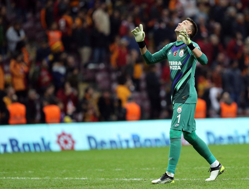 Muslera için yolun sonu! Galatasaray'ın yıldızı resmen bırakıyor: İşte veda tarihi... - Resim: 1