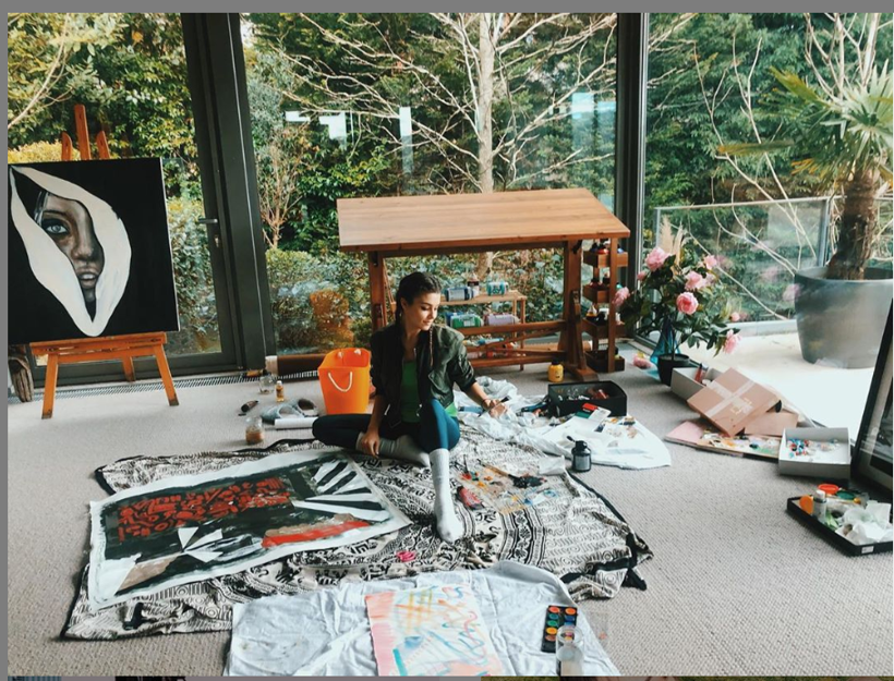 Ünlülerin karantina günlerini geçirdikleri evleri göz dolduruyor! - Resim: 1