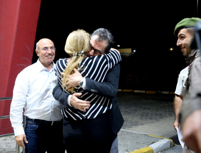 Mahmut Tanal Kadri Gürsel'in eşiyle öpüştüğü anı anlattı - Resim: 3