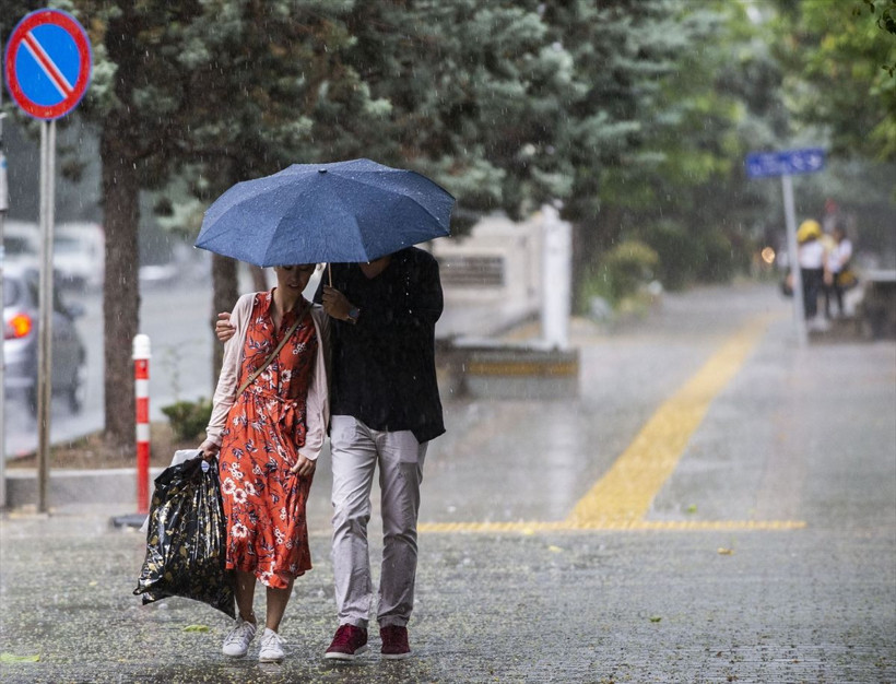 Bugün çok kuvvetli yağmur ve fırtına var! Meteorolojiden 50 ile sel uyarısı geldi - Resim: 2